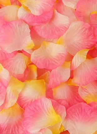 Набор искусственных лепестков роз - 100шт.1 фото