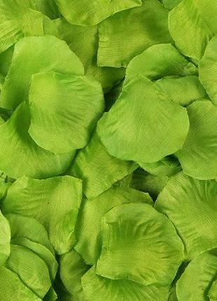 Салатовые лепестки роз 100шт.2 фото