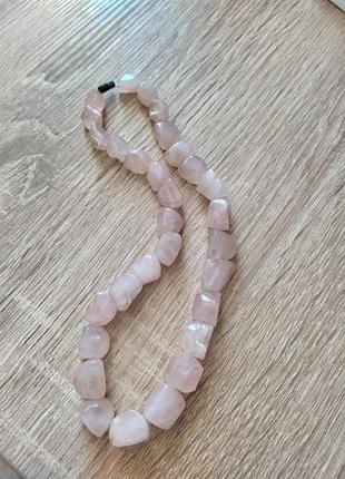 Бусы из натурального розового кварца