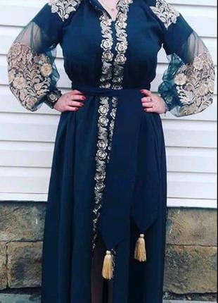 Вишита сукня (жіноча)