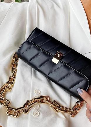 Женская классическая сумочка клатч через плечо на толстой цепочке черная4 фото