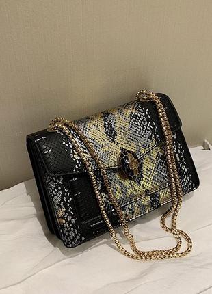 Женская классическая сумка через плечо кросс-боди на толстой цепочке рептилия змеиная...