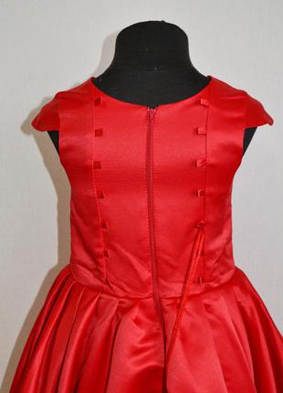 Нарядное детское платье со шлейфом на девочку 6-7 лет 122размер, красное8 фото