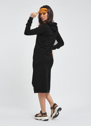 Черное трикотажное платье с капюшоном2 фото