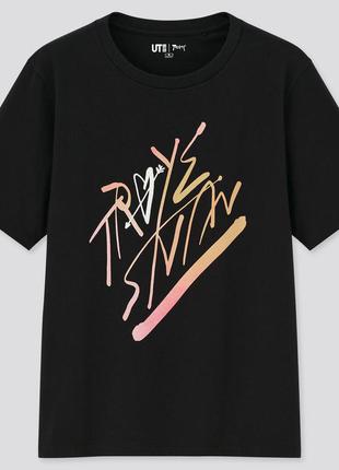 Футболка troye sivan від uniqlo розмір с і л