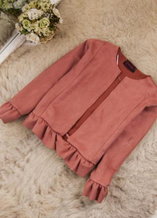 Дуже класний укорочений жакет блейзер від prague рр 12 наш 46