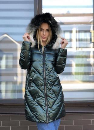 Жіноча зимова куртка довга блискуча темне срібло2 фото