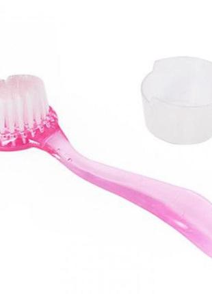 Щетка для пыли маникюрная круглая с крышкой