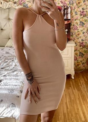 Гарна сукня