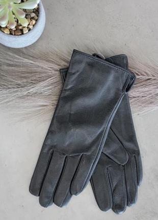 Жіночі шкіряні рукавички 945