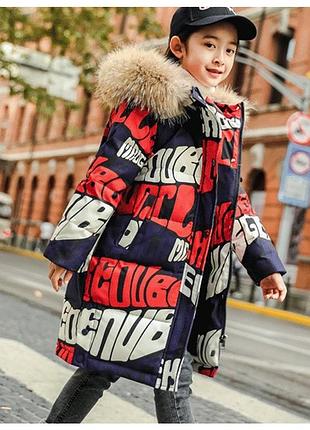 Стильный пуховик с натуральным мехом