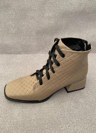 Ексклюзивні черевики з натуральної італійської шкіри плетіння бежеві2 фото