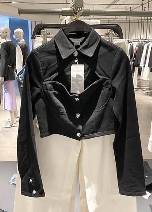 Джинсовый пиджак укороченный с пуговицами из камней в наличии4 фото