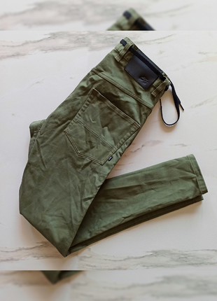Мужские, оригинальные штаны nike cotton ftm 5 pocket chinos in green