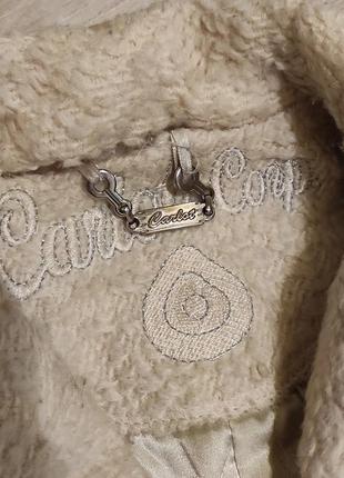 Стильное пальто с песцовым воротником бренда carlot corp.5 фото