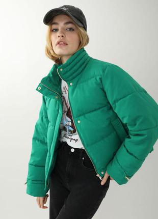 Зелёная дутая куртка6 фото