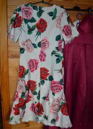 Роскошное платье в крупные розы с бисером и камнями!5 фото