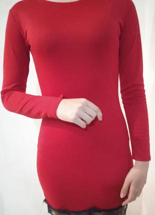 Платье красное с кружевом van gils