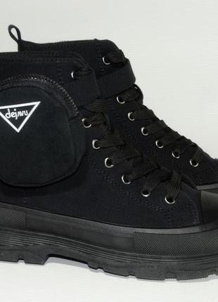 Женские черные ботинки на платформе c карманами на ремешках