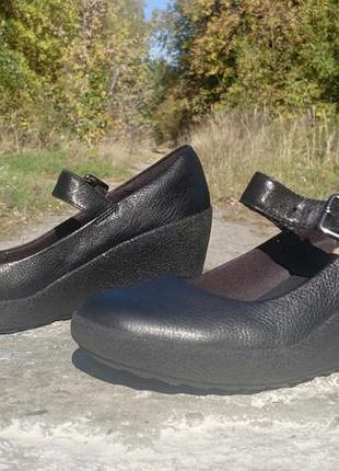 Жіночі туфлі Clarks лето туфли