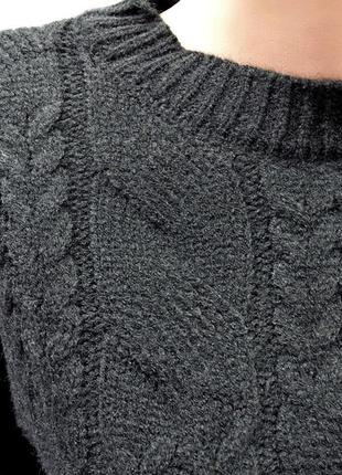 Женский теплый свитер черного цвета6 фото