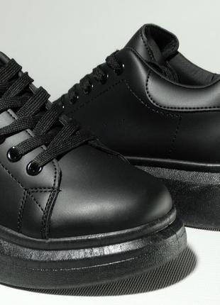 Стильные черные кроссовки2 фото