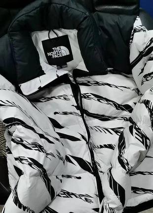 Пуховик tnf 700 zebra white the north face5 фото