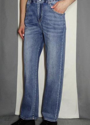 Стильные женские джинсы с высокой посадкой