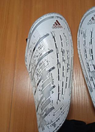 Adidas, защитные щитки для ног3 фото