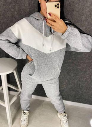 Костюм сірий утеплений спортивний3 фото