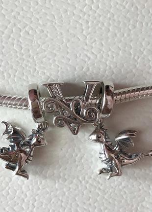 Шарм на браслет,ціна за любий