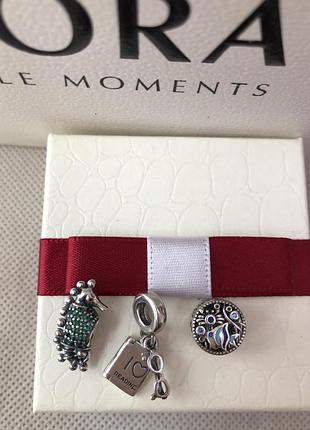 Шарм на браслет,ціна за любий