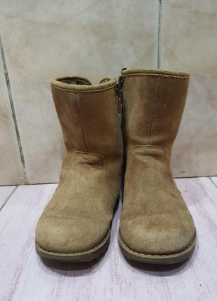 Детские кожаные сапоги ugg