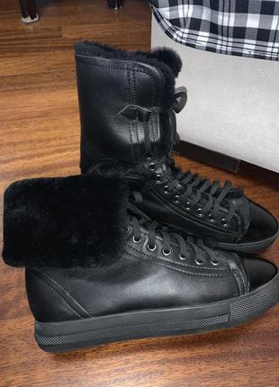 Чёрные кожаные ботинки зимние ботинки женские зимние ботинки зимние кеды утеплённые кеды1 фото