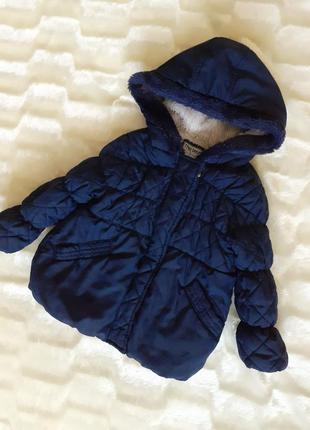 Куртка на дівчинку.