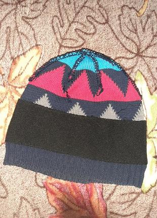 Шапка 3