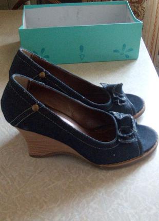 Женские туфли текстильные на платформе