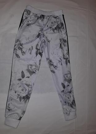 Спортивні штани adidas