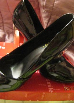 Туфли женские черные 36.5р отличная модная устойчивая удобная модель3 фото