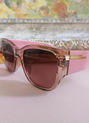 Эксклюзивные розовые брендовые солнцезащитные женские очки