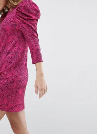 Яркое розовое леопардовое мини свободное платье рукав фонарик8 фото