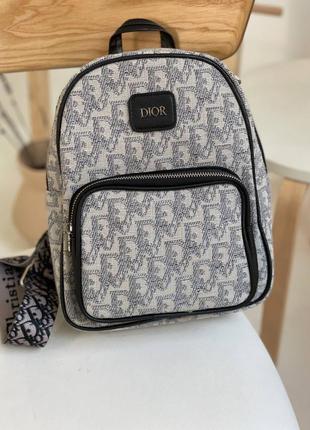 Супер крута новинка жіночий рюкзак в стилі dior backpack