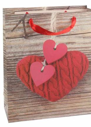 Подарункові пакети "with love" з сердечком (м) 32*26*10 см (упаковка 12 шт)