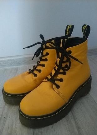 Черевики dr. martens