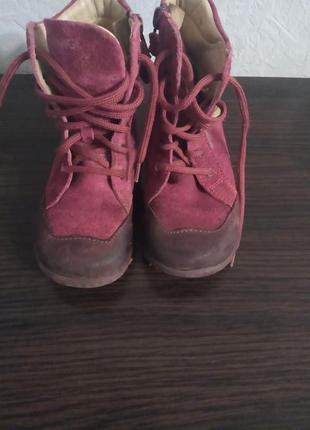 Черевички дівчачі