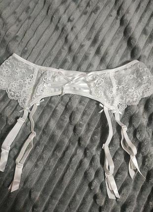 Підтяжки для панчох