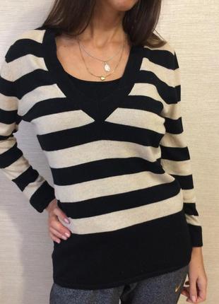 Женский  шёлковый  свитер  в полоску широкую  чёрно- бежевую.7 фото