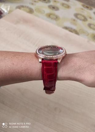 Стильные женские часы известного бренда, оригинал.8 фото