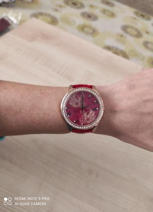 Стильные женские часы известного бренда, оригинал.5 фото