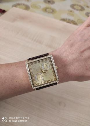 Стильные женские часы. оригинальный дизайн.8 фото